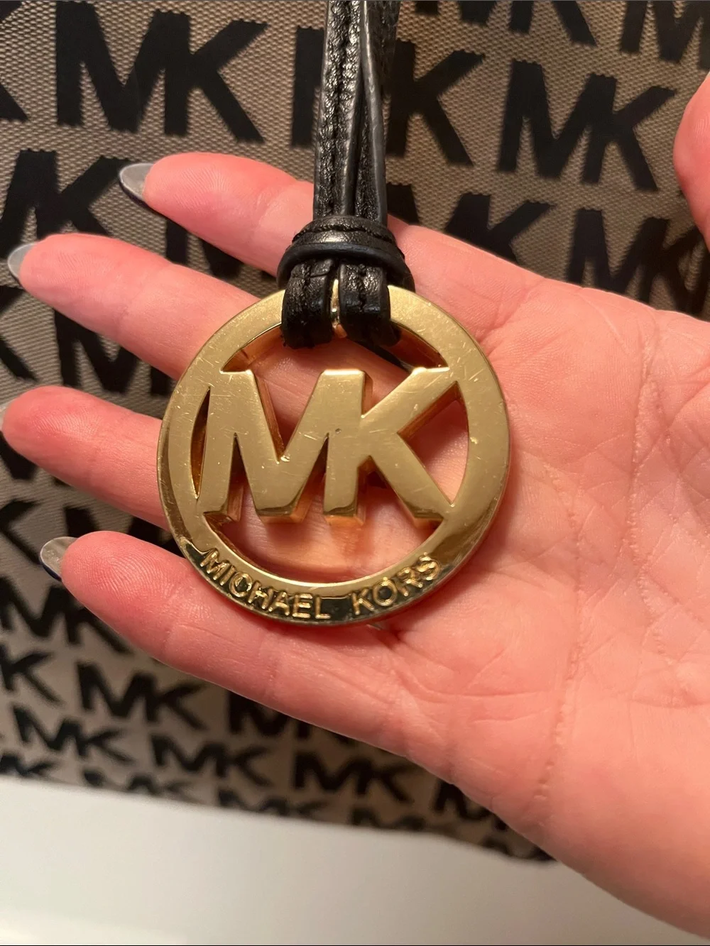 EUC Michael Kors Black & Brown MK Logo Tote with Gold Charm Leather Straps - Picture 13 of 14